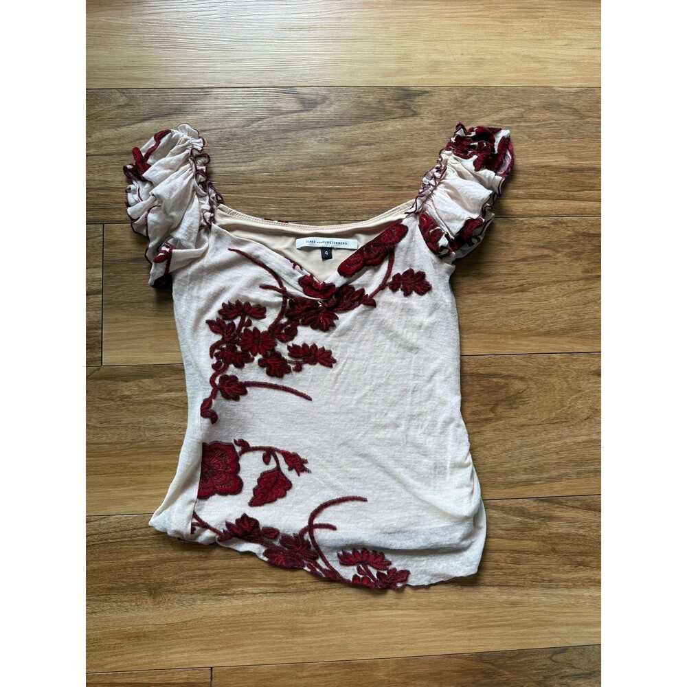 Diane von Furstenberg Melody Floral Embroidered Ruffle Top Size 4 Ivory Burgundy